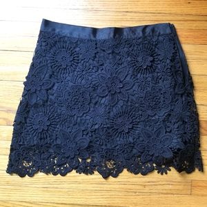 Pretty black lace flowers
